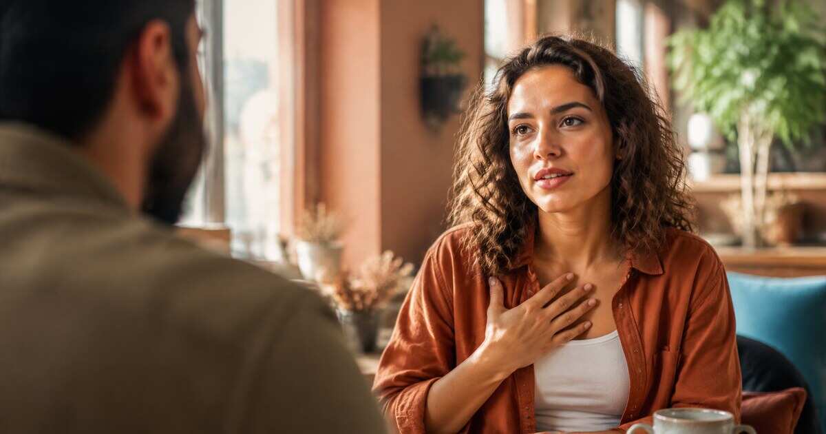Two people talking calmly during a date in a comfortable public setting